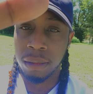 Meet your Posher, Louis